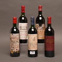 Lot de vins divers : cinq bouteilles