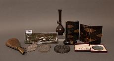 Lot divers d’objets de vitrine